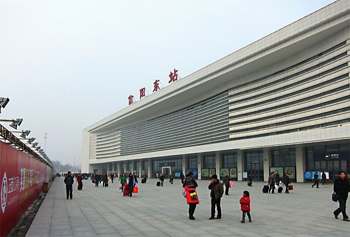 信陽(yáng)市高鐵東站鋁單板項(xiàng)目